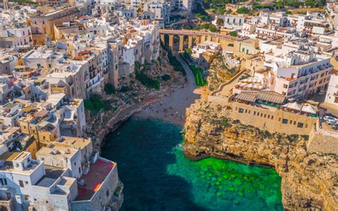 Trains from Trani to Polignano a Mare